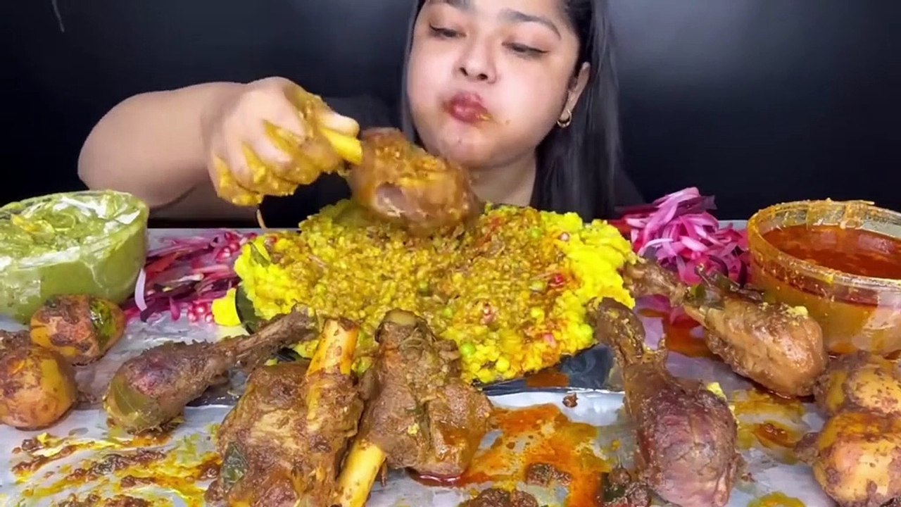 Mukbang Yellow Rice Beef Mutton, Indian Curry Spherical Poached Egg, Onions, Spicy Curry