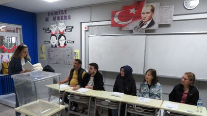 Sandık yemini edip görevlerine başladılar