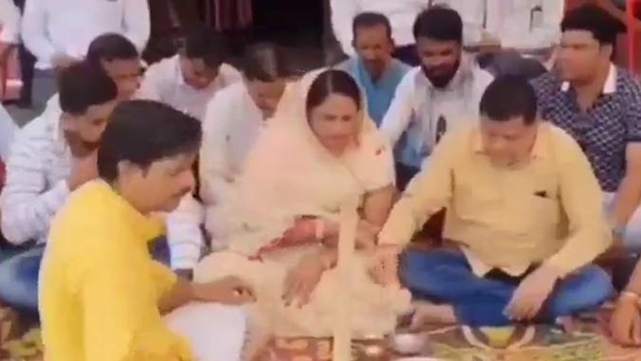 अलीराजपुर: ग्रामीणों को जल्द मिलेगी सौगात,नवीन सड़क मार्ग का हुआ भूमिपूजन
