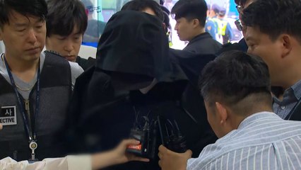 '공포의 착륙' 문 연 30대 "빨리 내리고 싶어서...아이들에게 미안" / YTN