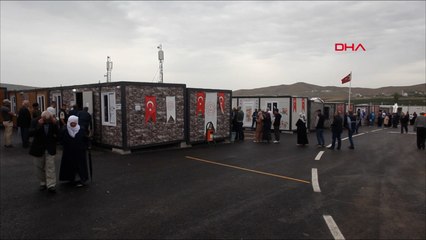 Malatya'da 'depremzede seçmenler' konteynerde oy kullanıyor