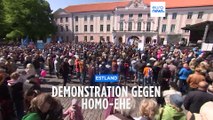 Estland: Demonstration vor Parlament gegen Homo-Ehe