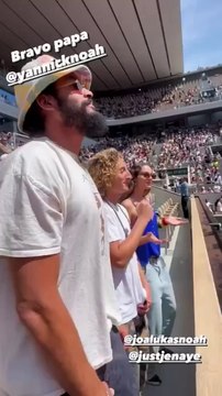 Yannick Noah mis à l'honneur à Roland-Garros le 27 mai 2023. Trois de ses cinq enfants étaient présents.
