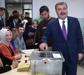 Sağlık Bakanı Koca oyunu Üsküdar'da kullandı