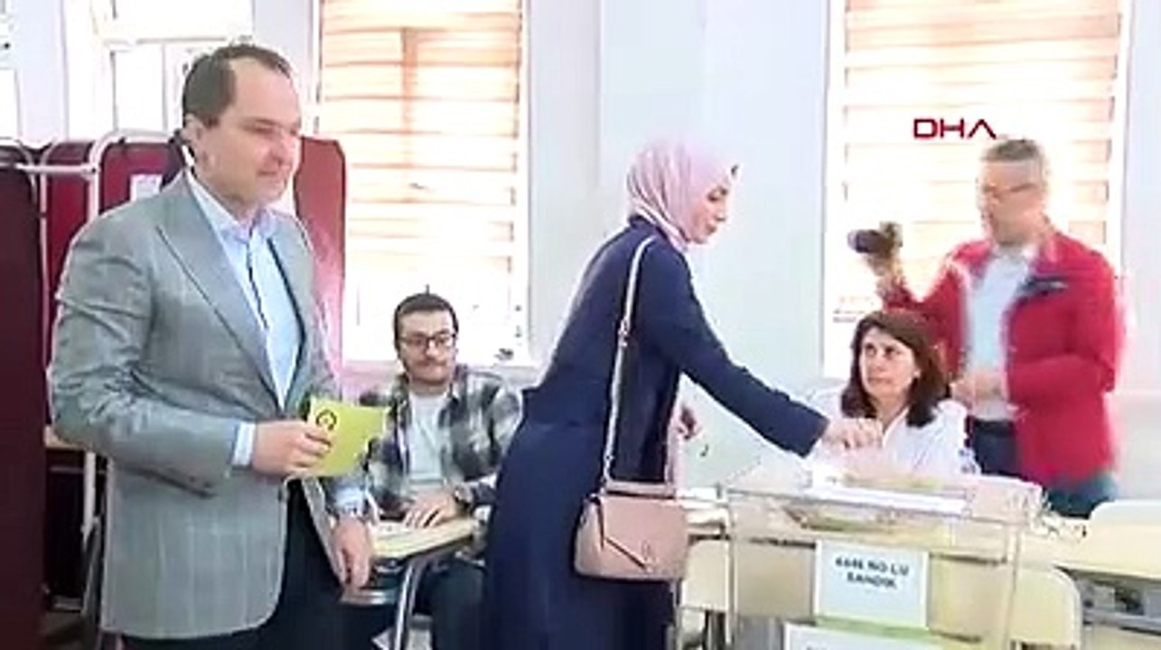 Yeniden Refah Partisi lideri Erbakan oyunu kullandı: Milletimizin 14 Mayıs'ta verdiği mesajı daha da güçlü bir şekilde bir kez daha vereceğine inanıyoruz