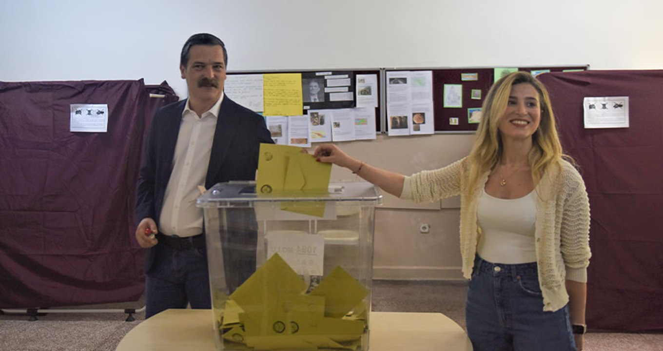 Erkan Baş oyunu Kadıköy'de kullandı