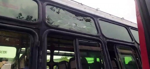 बसों की टूटी खिड़कियां व सीटें कर रही यात्रियों को परेशान