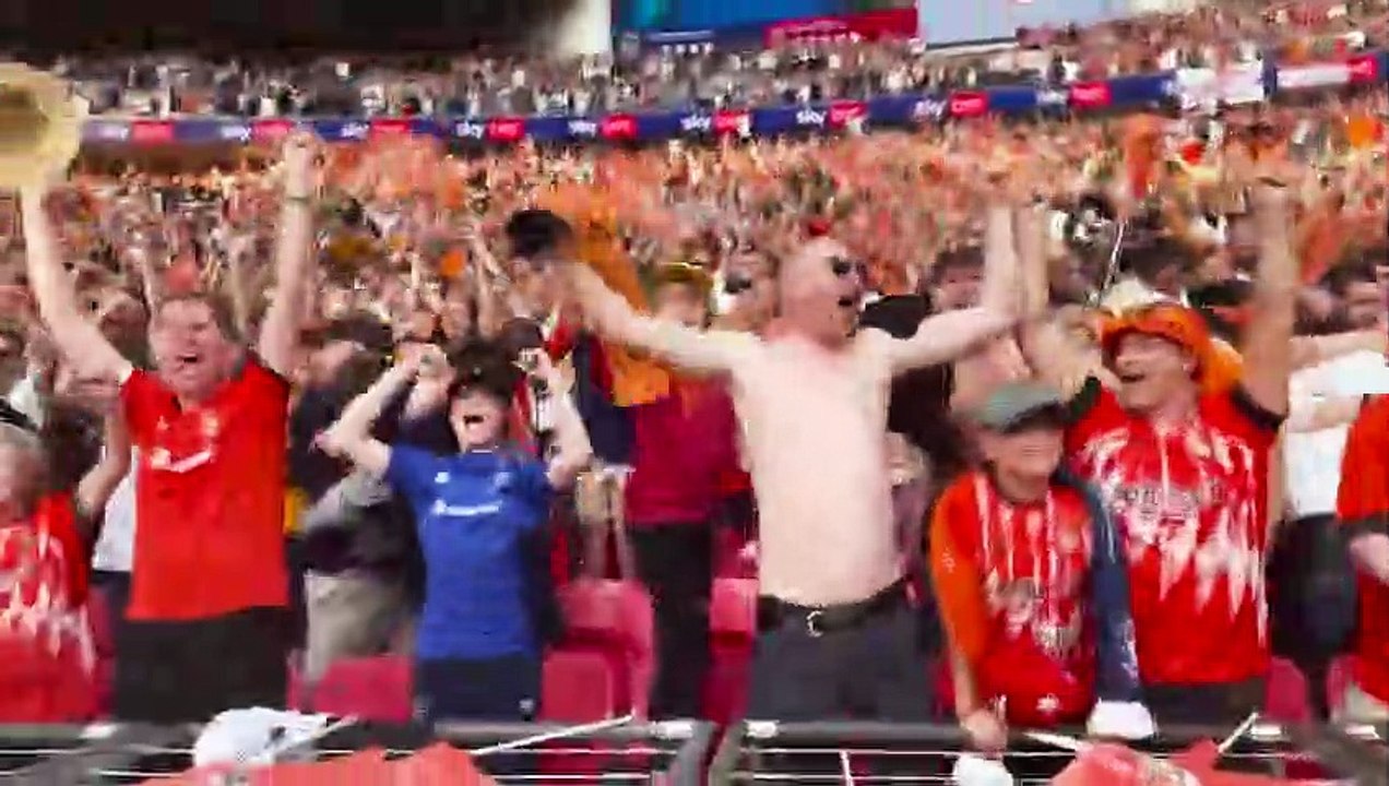 Incredible full time scenes as Luton make the Premier League!