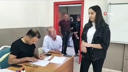 14 Osmaniye'de Genç Kız 14 Mayıs'ı Kaçırmıştı, 28 Mayıs'ta İlk Kez Oy Kullanarak Tarih Yazdı ✨