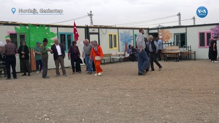 Depremzedeler Cumhurbaşkanını konteyner okullarda seçiyor