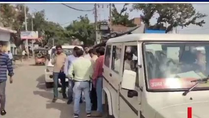मैनपुरी: बिजली चेकिंग करने पहुंचे अधीक्षण अभियंता, बकायेदारों को दी चेतावनी