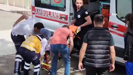 Oy kullanmaya sağlıkçının sırtında gitti