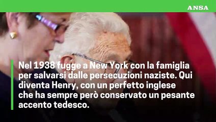 Henry Kissinger compie 100 anni