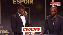 Mendes (PSG) élu meilleur espoir de Ligue 1 - Foot - Trophées UNFP