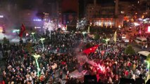 Erdoğan'ın seçim başarısı Rize'de böyle kutlandı: Tulum ve kemençe eşliğinde horon oynadılar