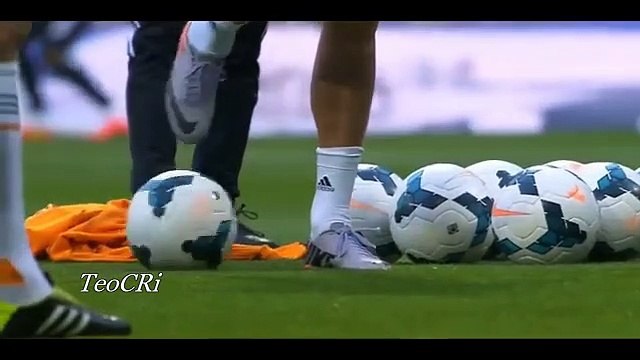 Cristiano Ronaldo - Crazy Freestyle & Warm Up Skills HD Teo CRi (2)