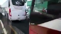 Encapuchadas asaltan y golpean a automovilistas en la México-Puebla