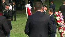 South Korean President Lays Wreath at Memorial