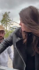 Désolé pour le gros bonhomme en noir