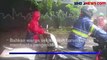 Belasan Motor Mogok setelah Nekat melintas Banjir di Ruas Jalan Kalideres