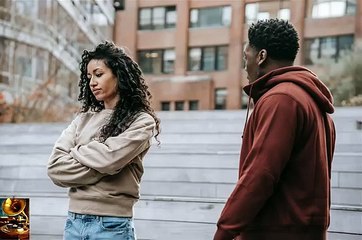 وهى عامله ايه دلوقتى. عمر دياب