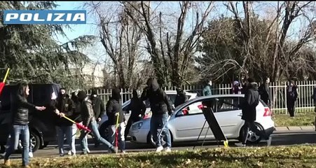 Monza-Genoa: l'assalto dei tifosi rossobl? con bastoni e aste di bandiera