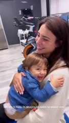 Carolina Carvalho com o filho Lucas