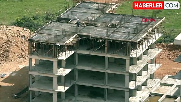 Antalya'da inşaat sektöründe günlüğü 3 bin liraya çalışacak inşaat işçisi bulunamıyor