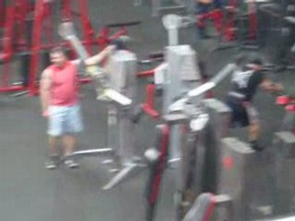 GOLD'S GYM VENICE PART1