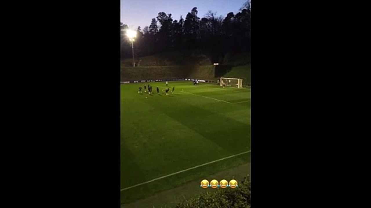 'Téma wesh lui' : Mbappé taille Guendouzi et son niveau à l'entrainement