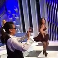 Niurka Marcos pone a bailar a Montserrat Oliver y Yolanda desnuda