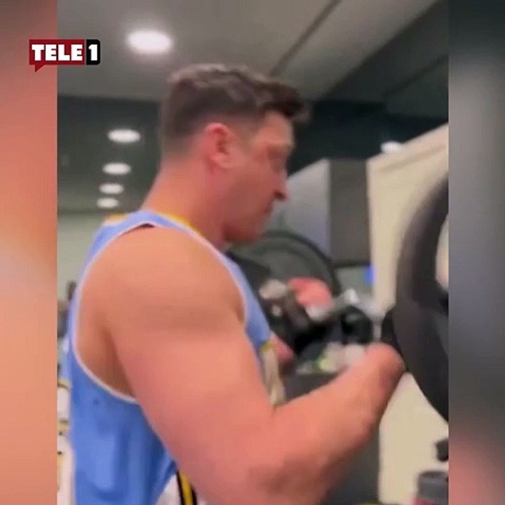 MFutbolu bırakan Mesut Özil'in eski halinden eser kalmadı! Son haline Ronaldo'dan yorum