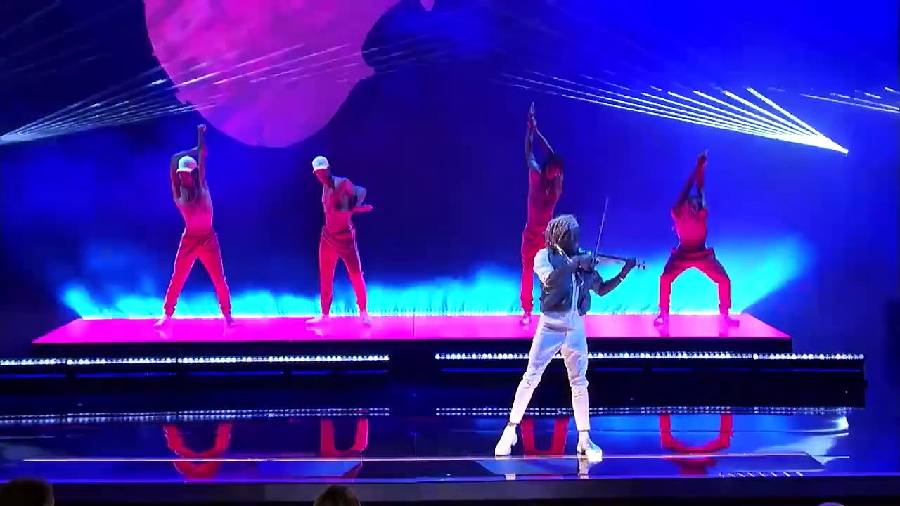 Brian King Joseph Violinist Performs Epic Rendition Of "Centuries