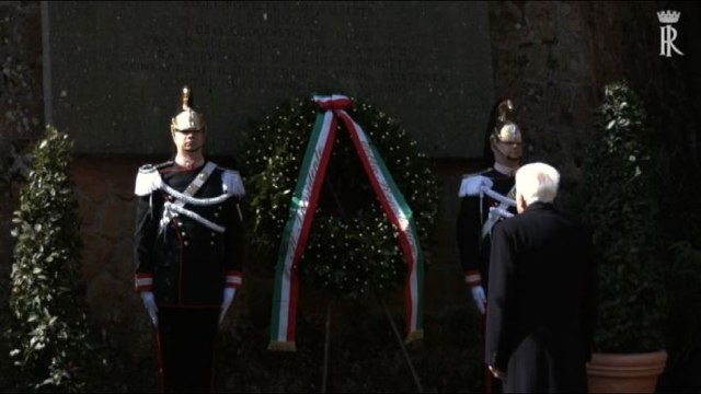 Mattarella alle Fosse Ardeatine per l'80esimo anniversario