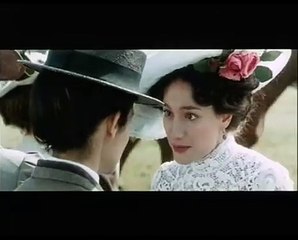 Coco avant Chanel Bande-annonce (RU)