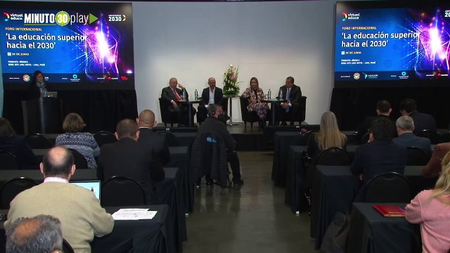 Muy importante Transformación educativa de Medellín fue calificada como referente internacional en Perú