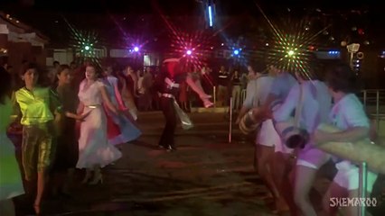 Aankhen Chura Ke /1985 Lover Boy / Rajiv Kapoor , Meenakshi Sheshadri