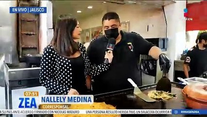 Nallely Medina desayuna una deliciosa pizzabirria en Capitako