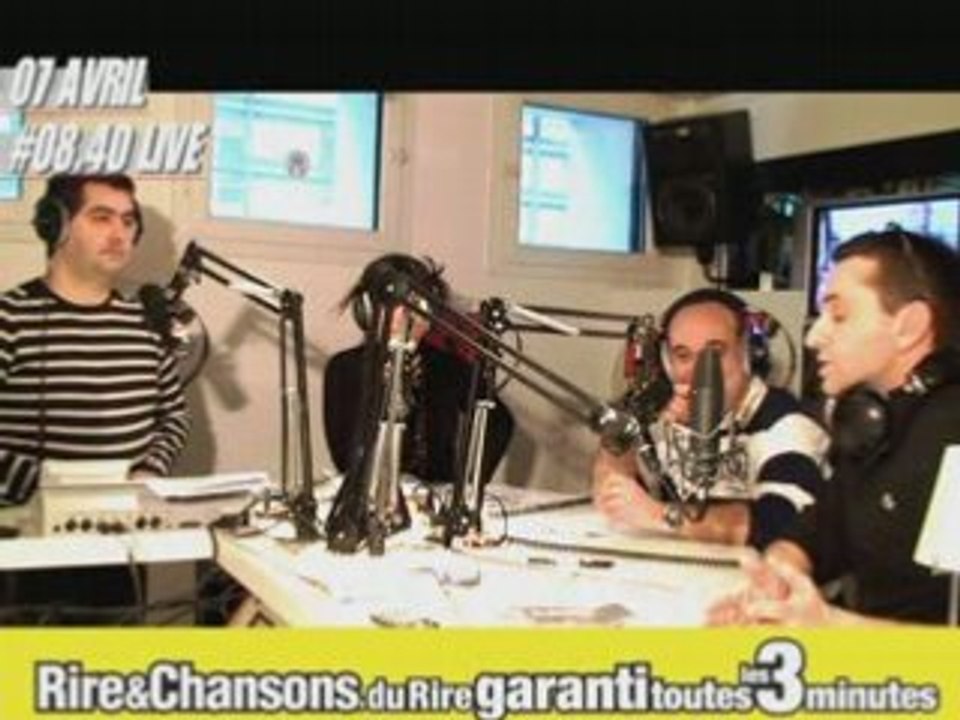 7-4 : Ségolène dans un bar