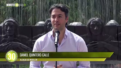 27-02-2021 Alcalde Quintero encendió la fuente Las Américas