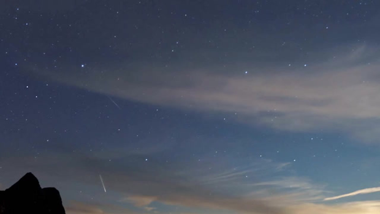 What is a full moon and when does it occur?