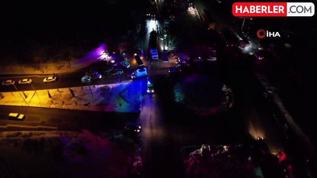 Nevşehir'de 14 aracın karıştığı zincirleme trafik kazası: 3'ü ağır 7 yaralı