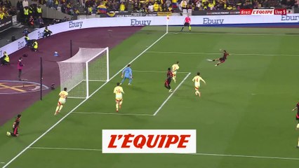 Le but génial de Daniel Munoz contre l'Espagne - Foot - Amical