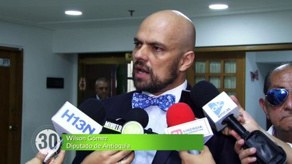 23-11-17 Ante la Asamblea gobernador de Antioquia se comprometio con garantizar el PAE