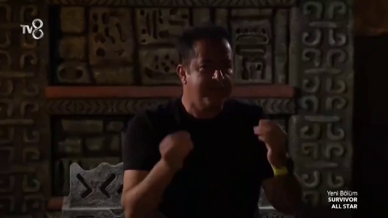 Acun Ilıcalı çıldırdı, sinirden sandalye fırlattı