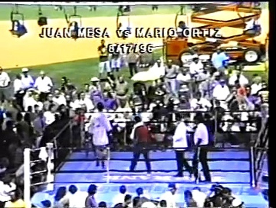 JUAN MEZA vs MARIO ORTIZ - Pro Boxing