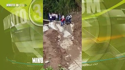 Ciudadanos piden ayuda dicen que está intransitable la vía hacia el corregimiento San Sebastián de Palmitas