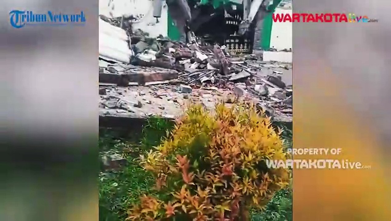 Rekaman Video Amatir Detik-detik Gempa Guncang Tuban