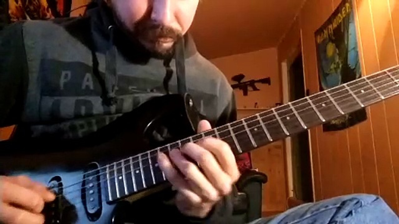 Ozzy Osbourne - Flying High Again (solo cover)