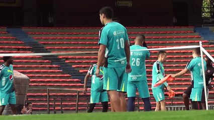 13-05-17-andres-mosquera-partido-intenso-equipo-grande-historia